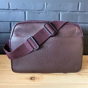 Louis Vuitton Shoulder Bag Taiga Reporter